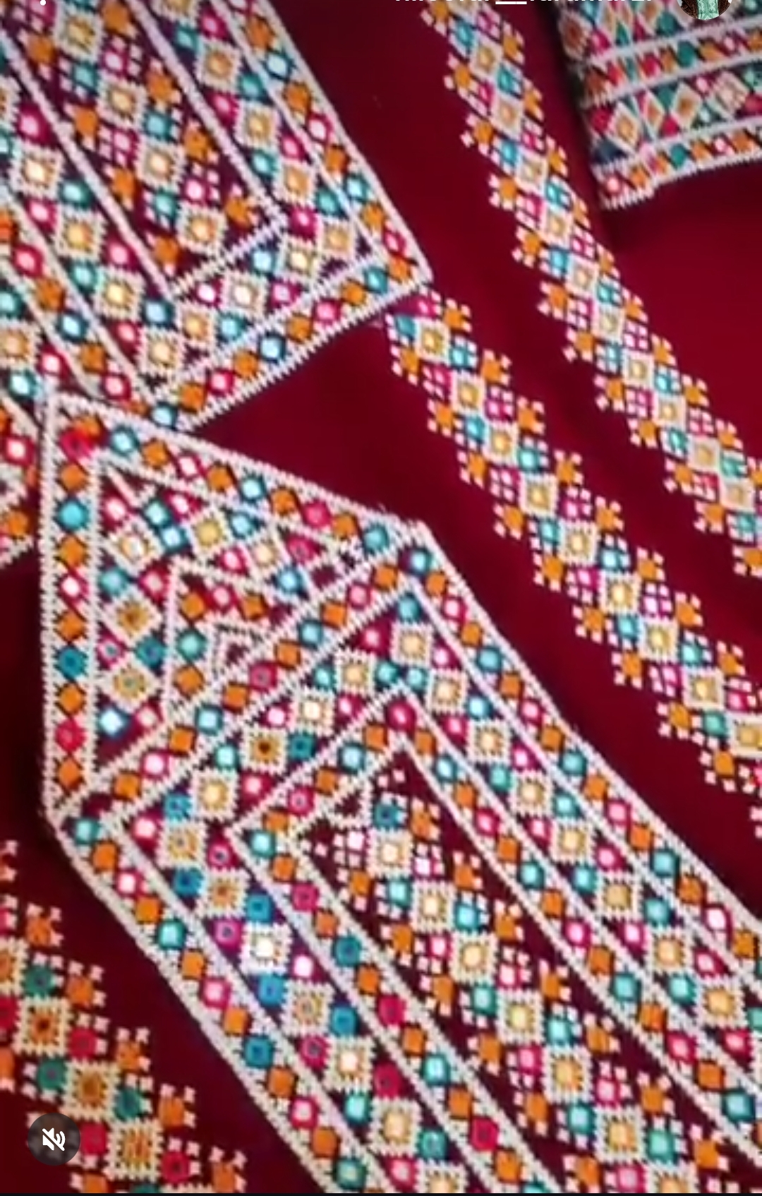 لباس دست دوچ